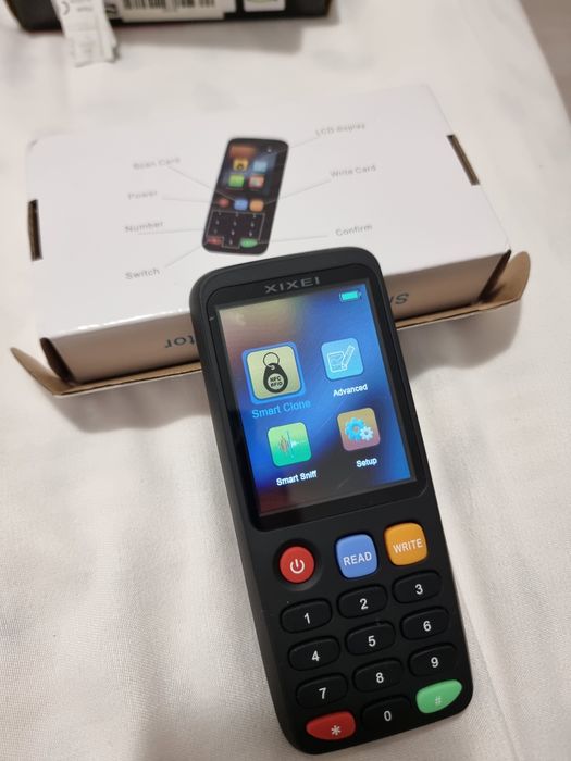 Cititor de carduri RFID Smart Chip Reader (125KHz si 13.56 Mhz)