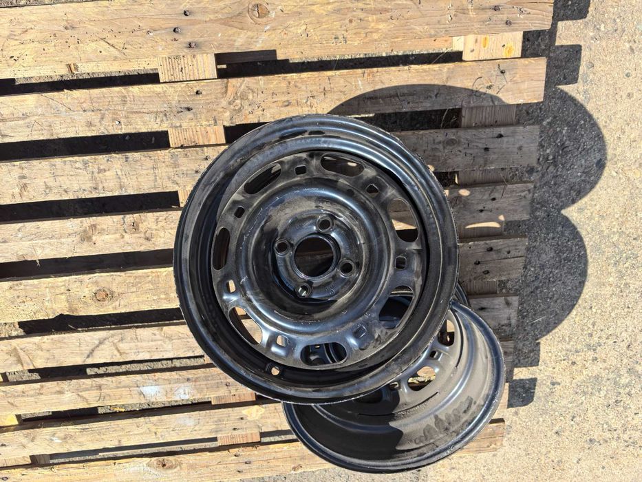 14 цола 4 х 100 мм Фолксваген Пасат / Голф - 6 Инча / ЕТ 38