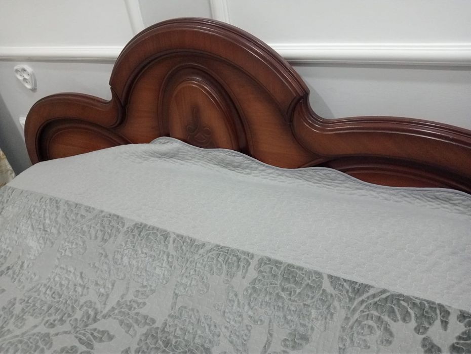 Шкаф и кровать б/у