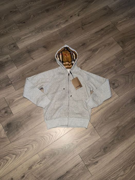 burberry • Anunturi gratuite • OLX.ro