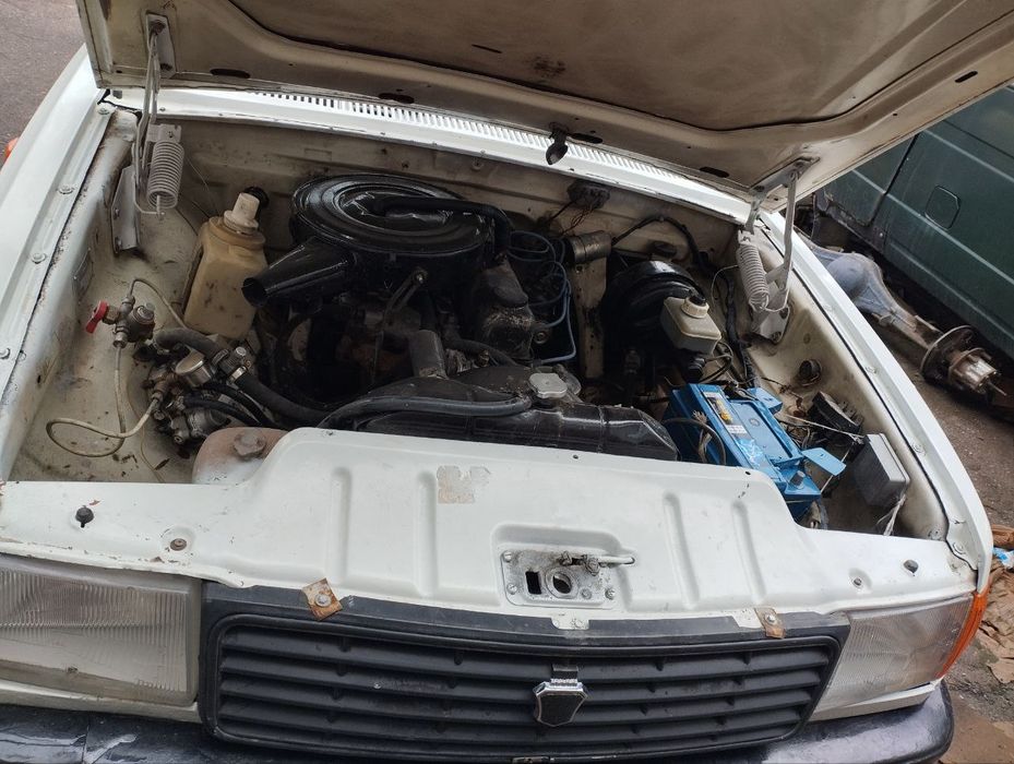 Volga 31029 sotiladi.