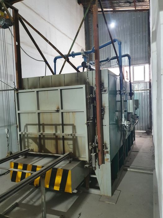 Печь для обжига фарфора и эмалировонй посуды