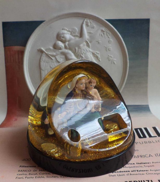 2 obiecte decorative cu temă religioasă