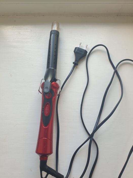 Продаю новую плойку. Район Риц Паласа.