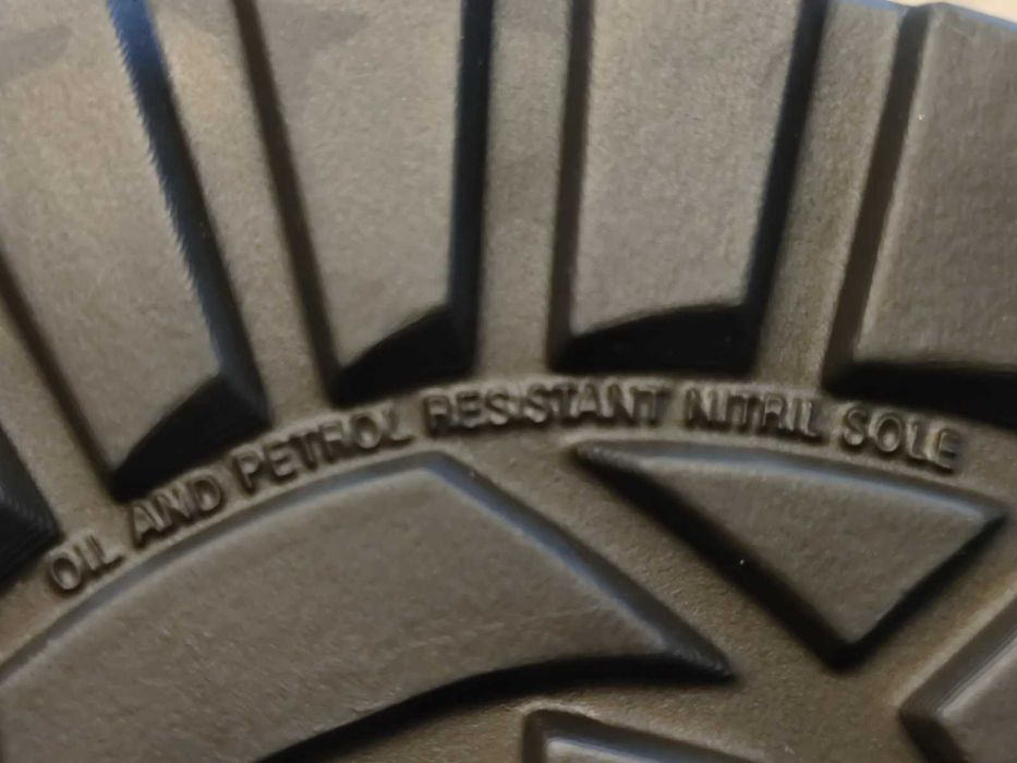 Туристически обувки Crispi номер 46