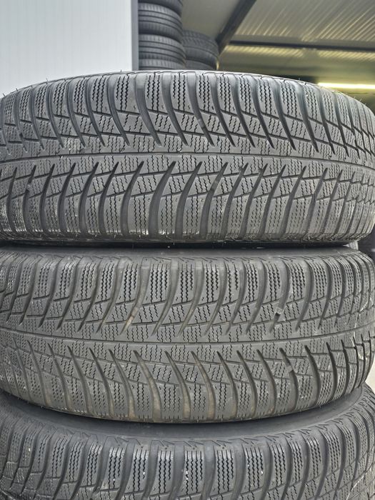 4 Броя 205/60/16 Bridgestone 5mm
