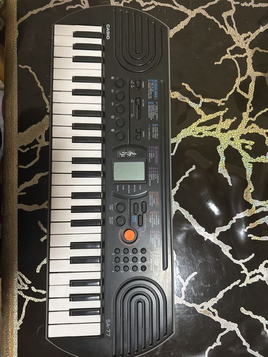 Продам синтезатор CASIO SA-77