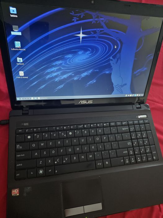 Laptop Asus 320gb