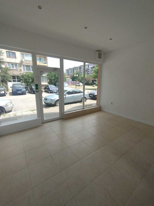 Продава Офис гр.Перник кв.Мошино нов отличен 40500 евро - снимка 7
