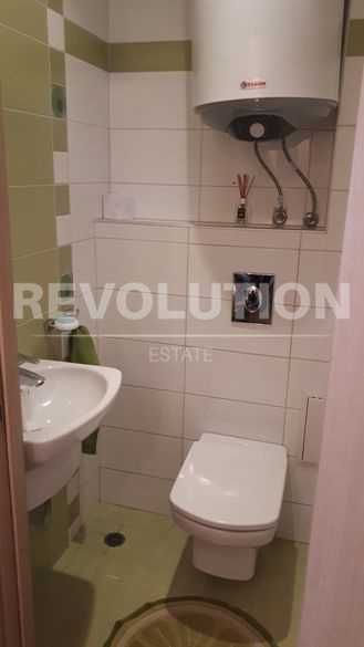 СЛЪНЧЕВ тристаен апартамент в жк. Левски!