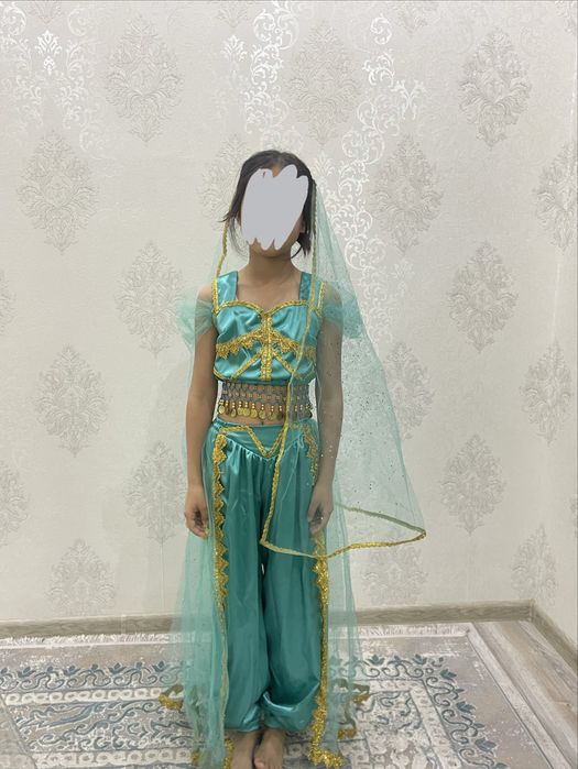 Индийский танцевальный костюм для девушек