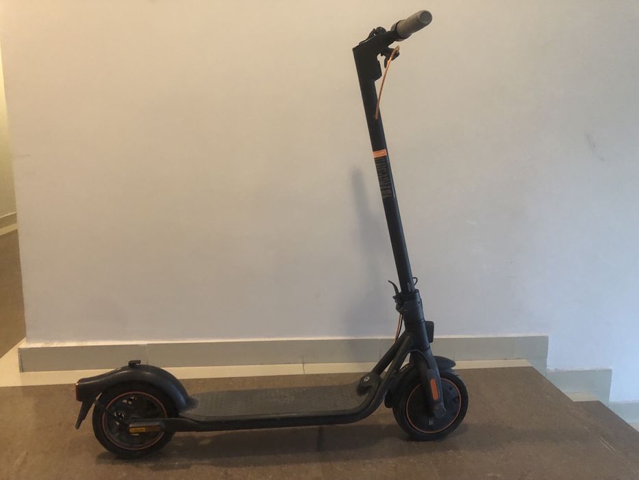 Тротинетка NineBot