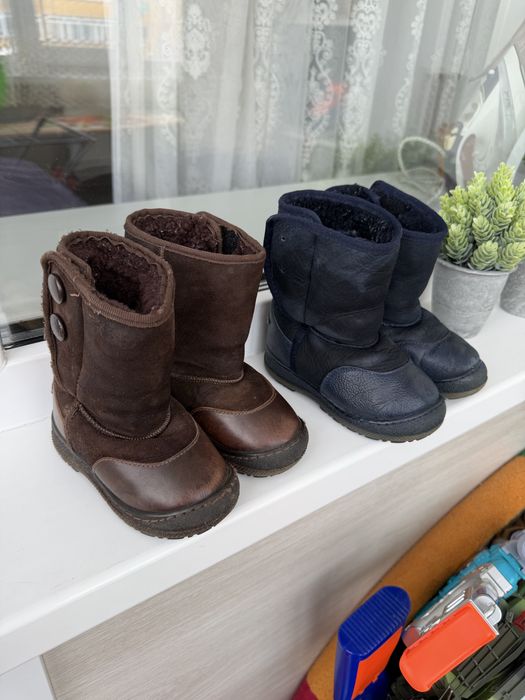 Отдам детские угги, р.23 и 25