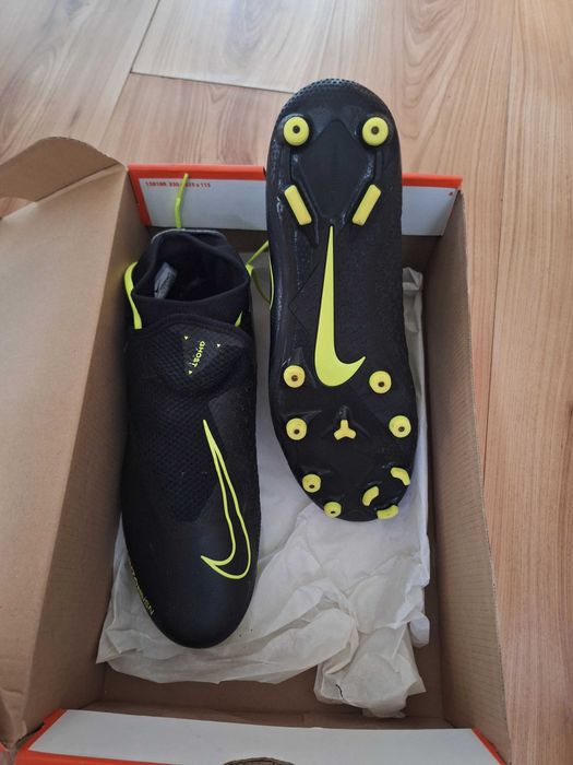 Бутонки найк 42.5 номер