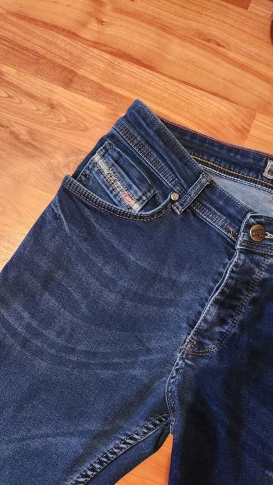 Blugi Diesel slim fit W32