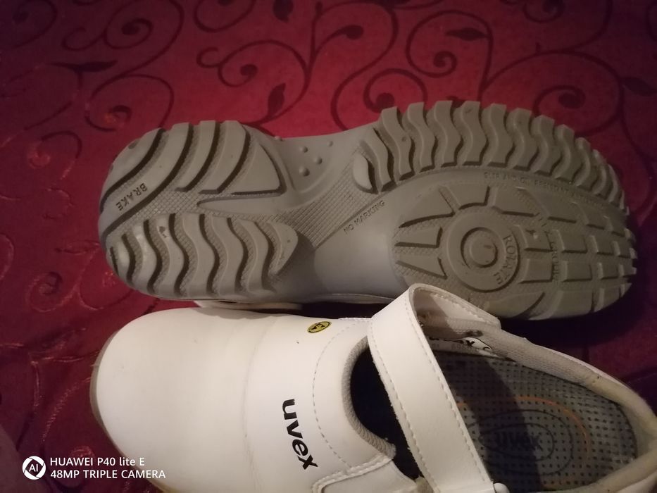 Pantofi de lucru tip saboți marca uvex