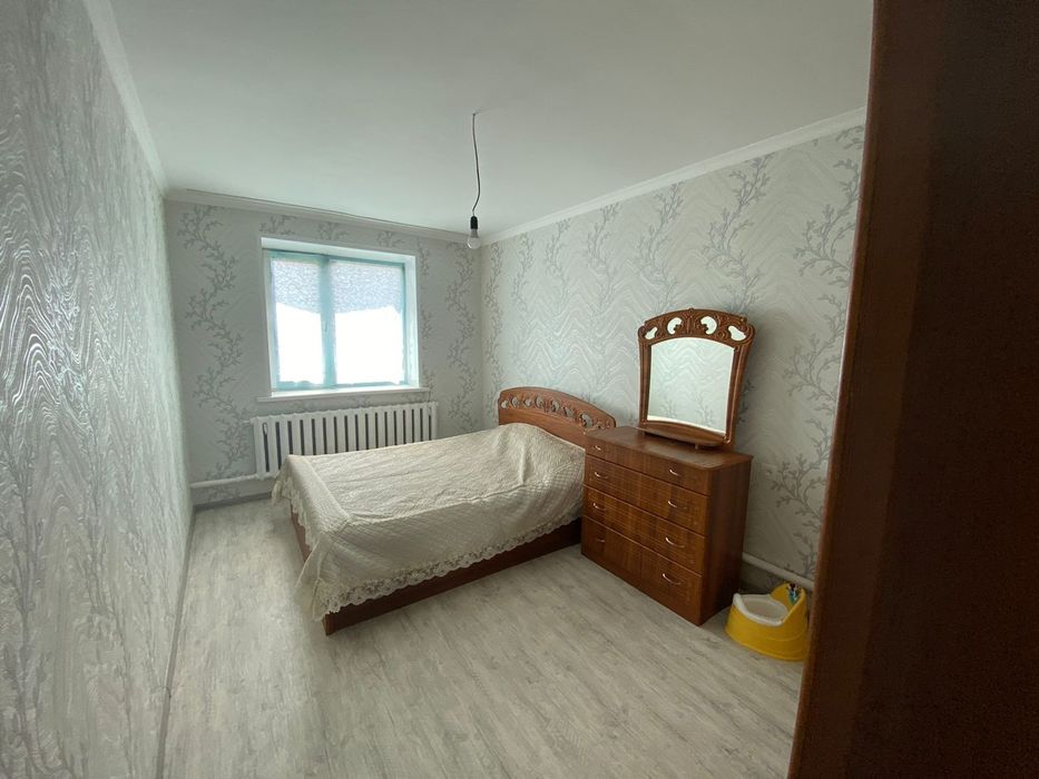 Продам спальный гарнитур