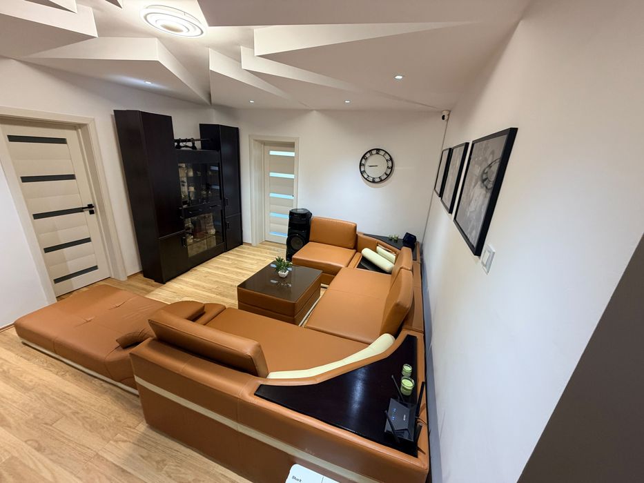 Canapea modulară din piele premium + Măsuță sticlă securizată (Formă U / L / Reconfigurabilă)