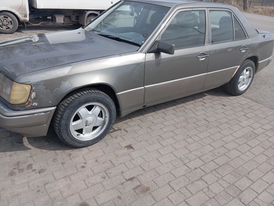 Мерседес 230 продам!