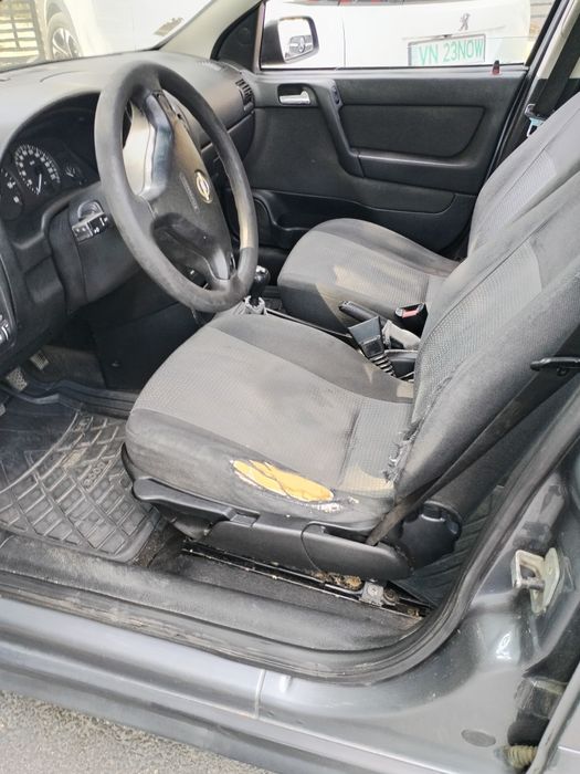 Vând Opel Astra g
