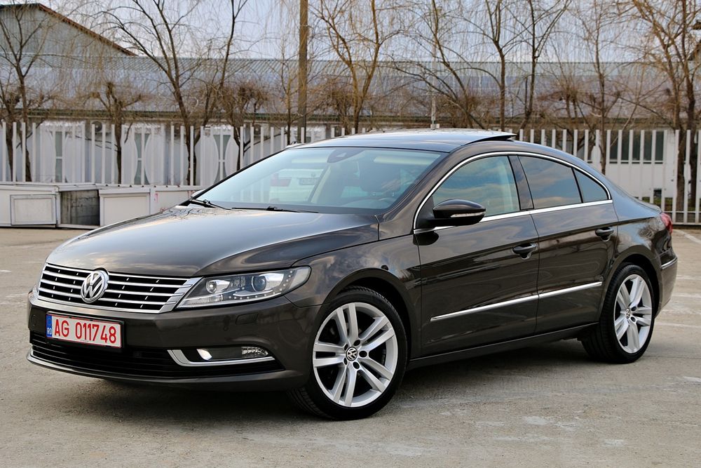 Vând volkswagen Passat CC