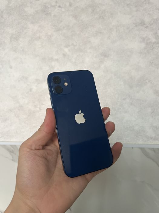 айфон 12 про  64 гб продаю