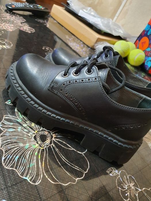 Лоферы ( туфли ) кожанные для девочки