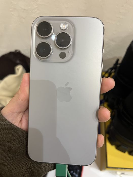 Iphone 15pro titanium