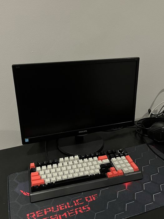 Монитор Philips 22 Срочно!