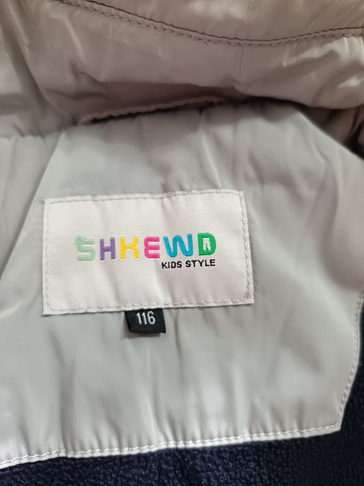 Продам детски костюм!!!