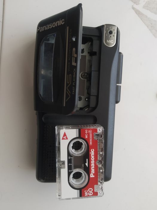 Диктофон кассетный