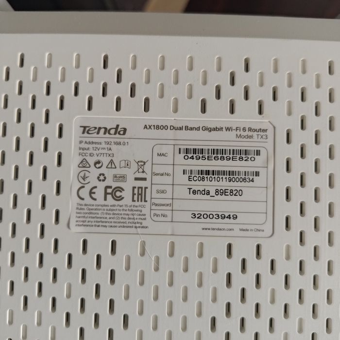 Router Tenda Ax1800