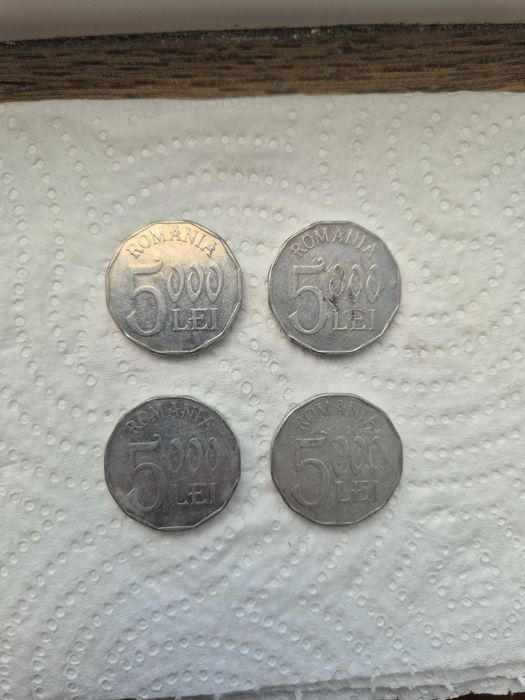Monedă 5000 lei, din 2002