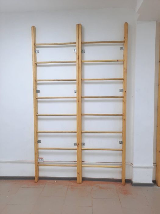 Шведские стенки из дерева