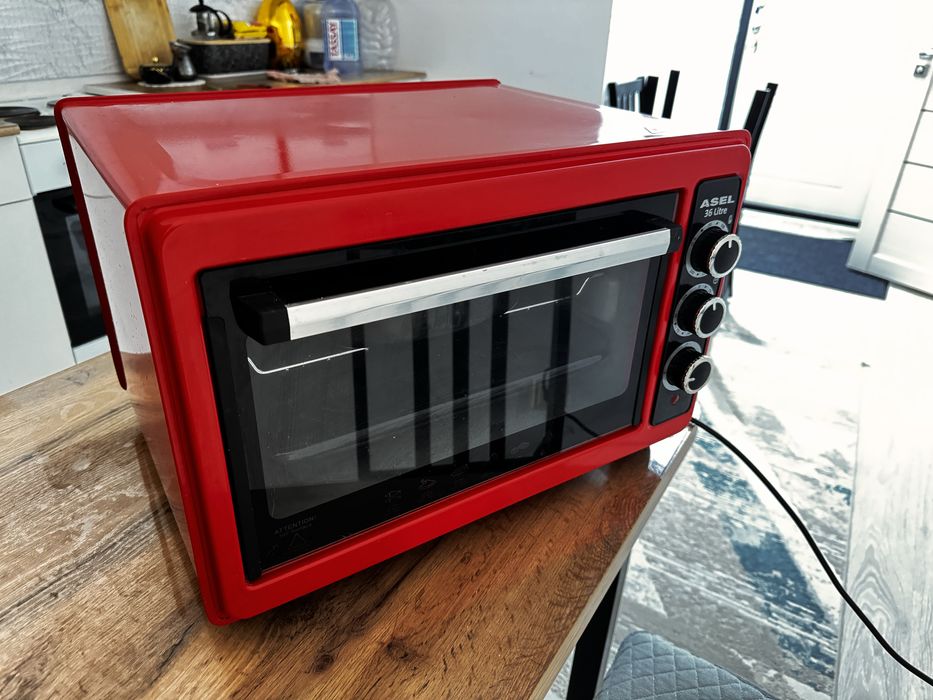 Продаю компактную электрическую духовку Asel (б/у, отличное состояние)