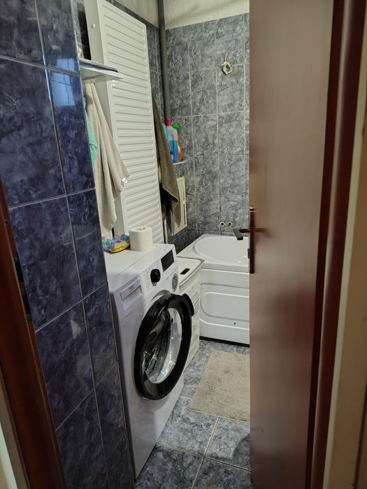 Vând apartament Harman