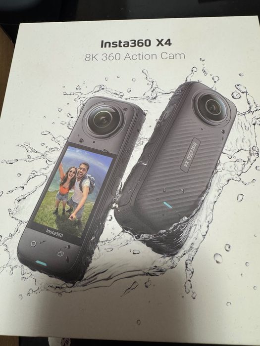 Екшън камера Insta 360 x4