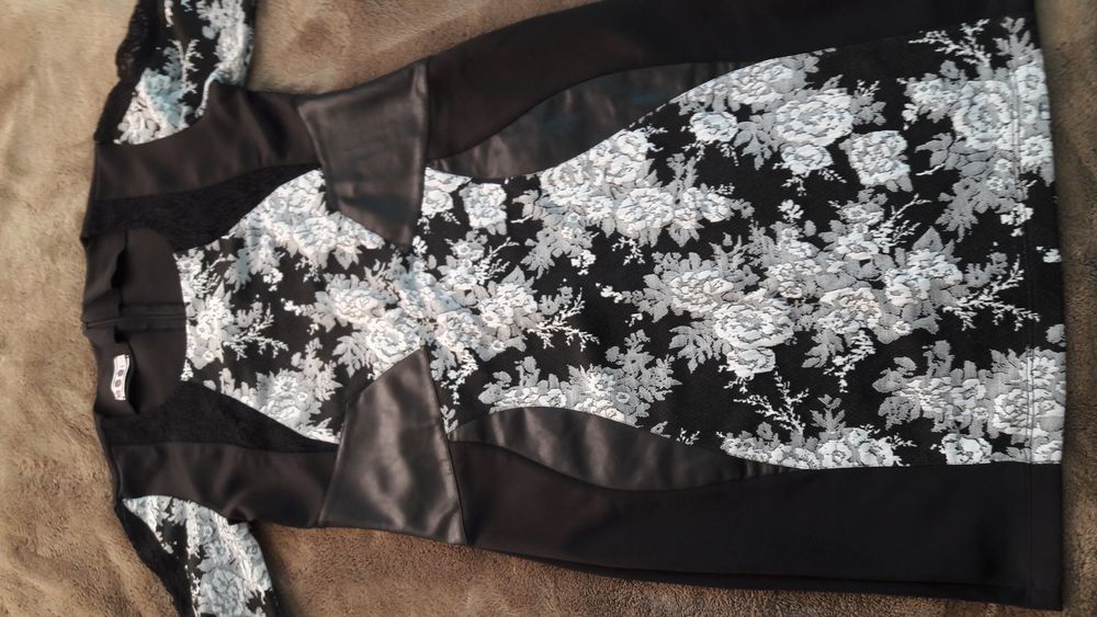 Чисто НОВА кожена рокля с дантели