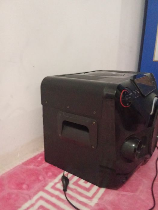 Boxă blackweb de vânzare Brașov