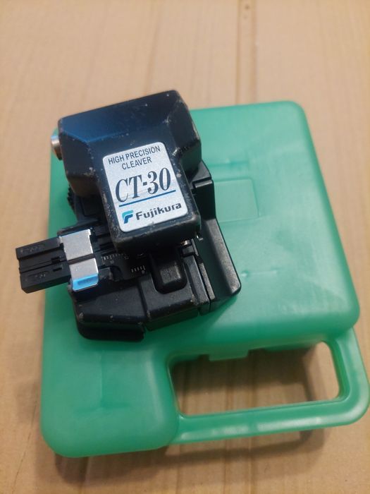 Cleaver fiber optic  , Ghilotina fibra optica  Fujikura  , Sumitomo