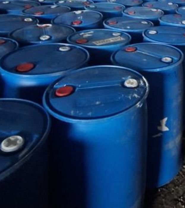 200/220л бочки 7тыс.тг.