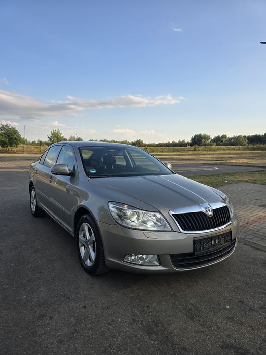 ***   Sköda   Octavia 2   Benzină   Highline   ***
