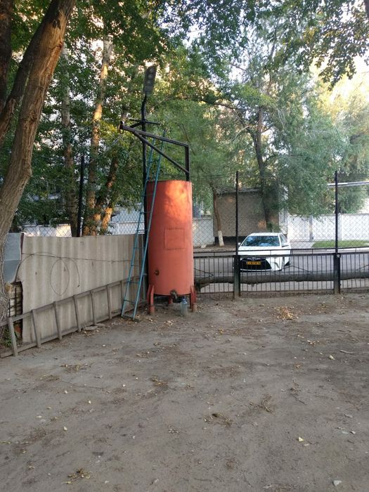 Продам ёмкость 2.4 куб.