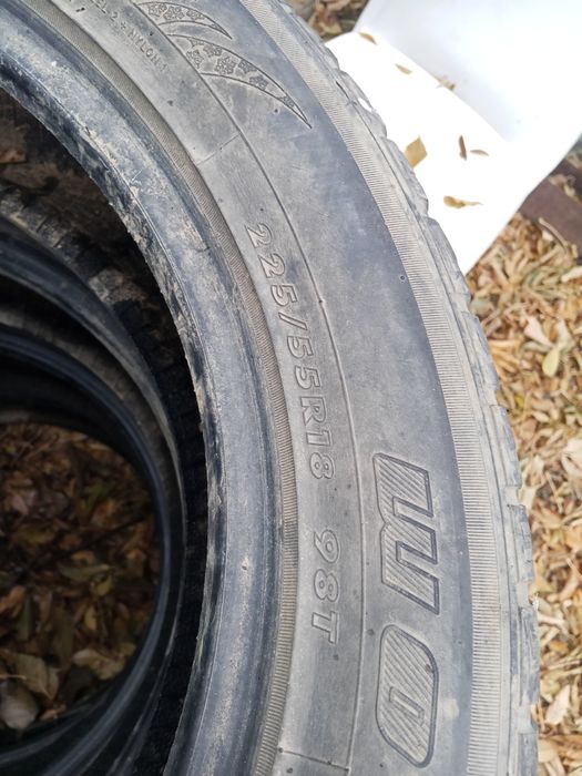 Продам шины 18/225/55