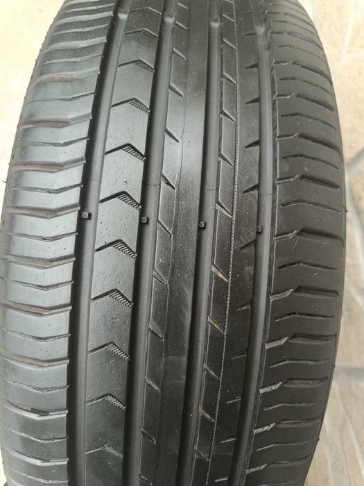 205/55/17  Continental Premium Contact 5