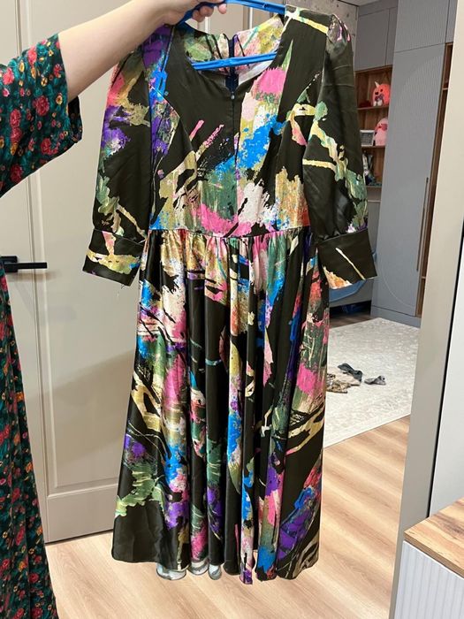 Тез арада көйлектер сатылады