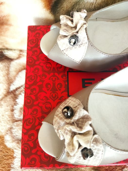 Босоножки, новые,размер 36