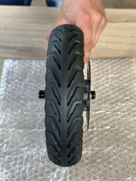 Задна плътна гума 8.5” за Xiaomi M365/1S