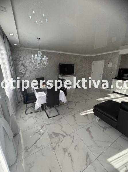 Продава се Многостаен апартамент в Пловдив, Остромила - 179 кв.м за 1665 €/кв.м - Снимка #1
