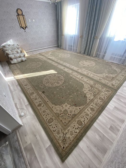 Кілем сатлады.